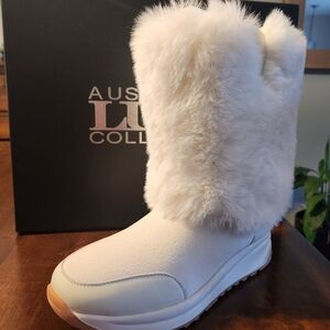 New Australia Luxe Pale size 38 USA sheepskin Apres boot